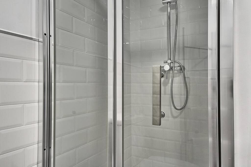 Acogedor Apartamento En El Centro De La Ciudad Granada Luaran gambar